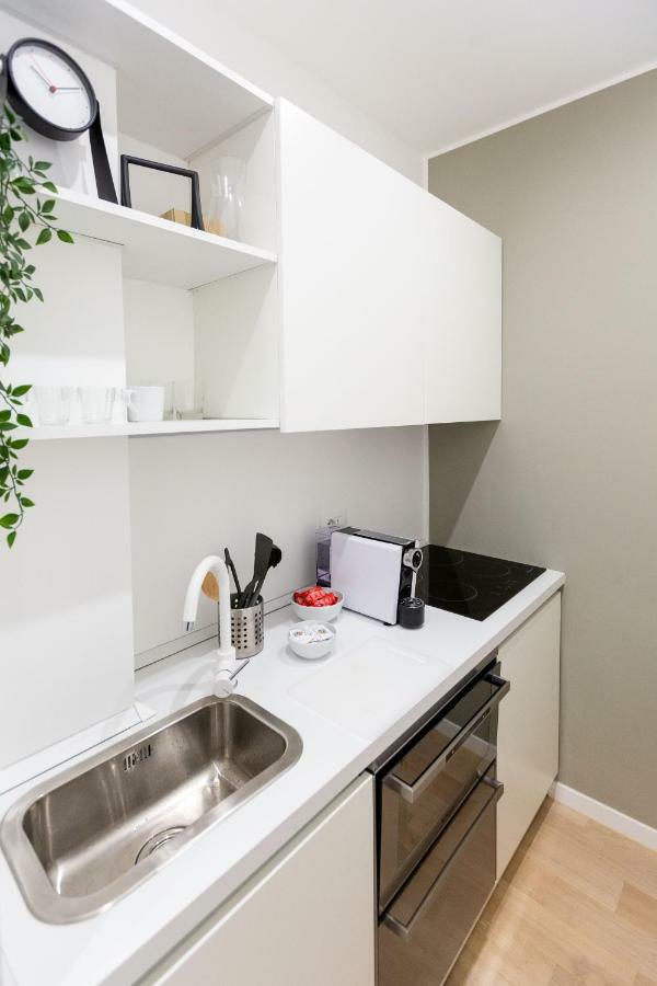 Apartment Bocconi 1 Милано Екстериор снимка